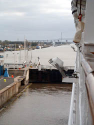 In the lock at Brunsb&uuml;ttel