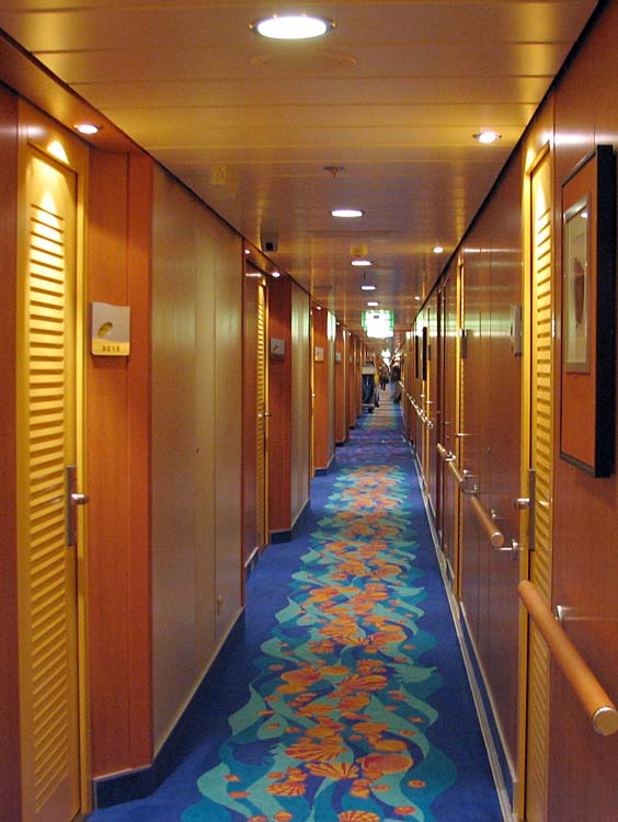 Norwegian Gem deck 9 hallway